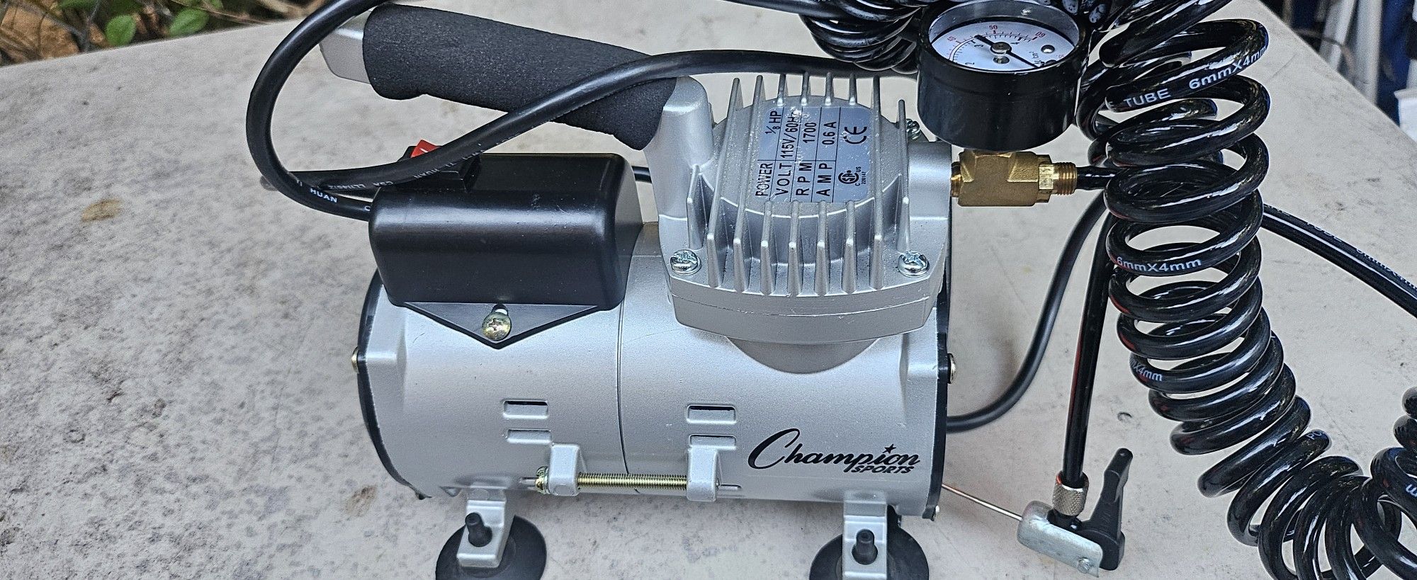 Champion Sports Ultra Quiet Air Compressor EP6000