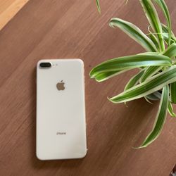 iPhone 8 Plus ( Unlocked) 64gb Rose Gold 