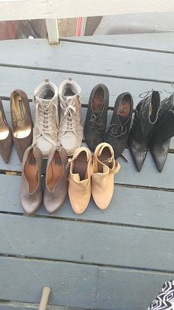 Lot of women's shoes size 8