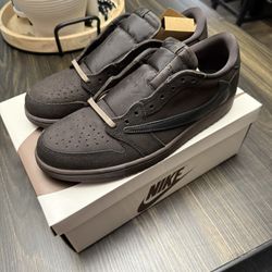 Jordan 1 Low Travis Scott Velvet Brown 