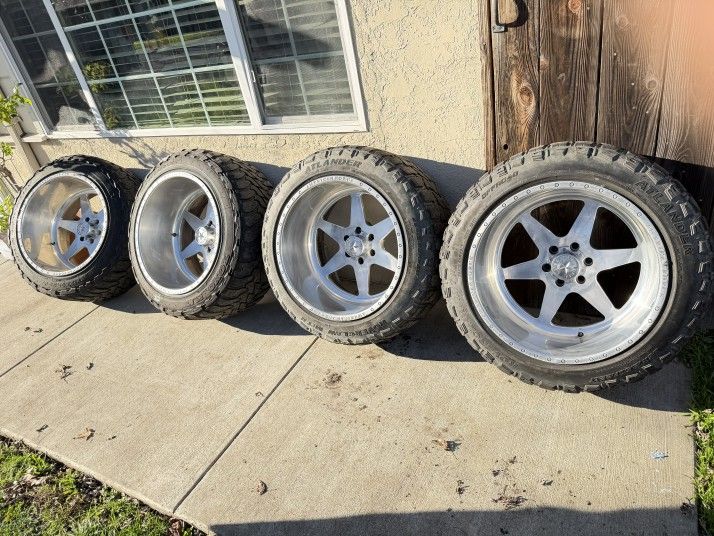 American Force 4 Wheel Set