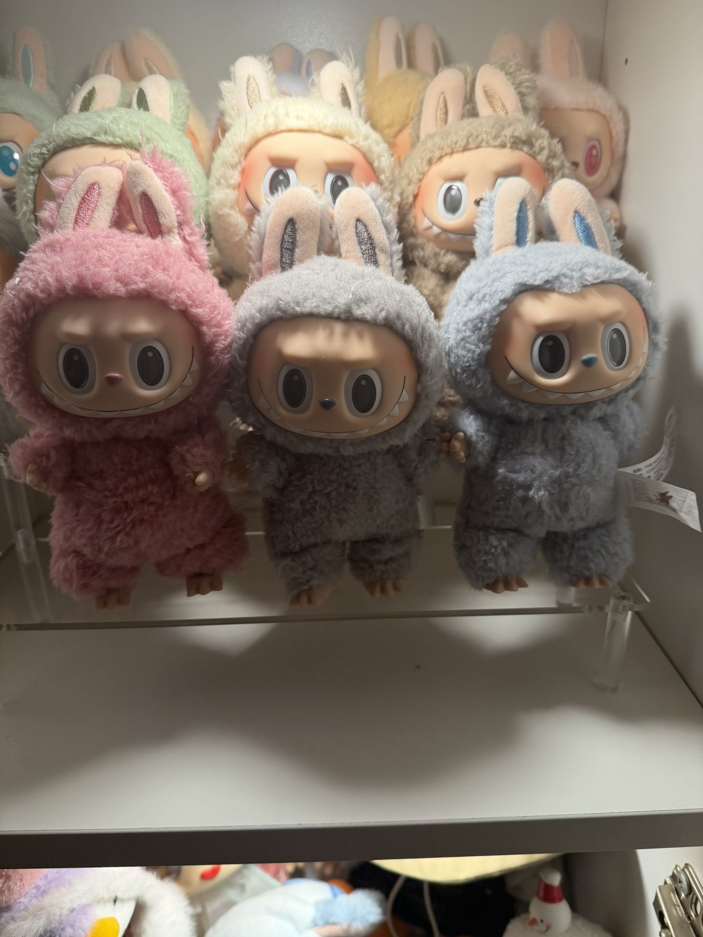 Pop Mart Labubu