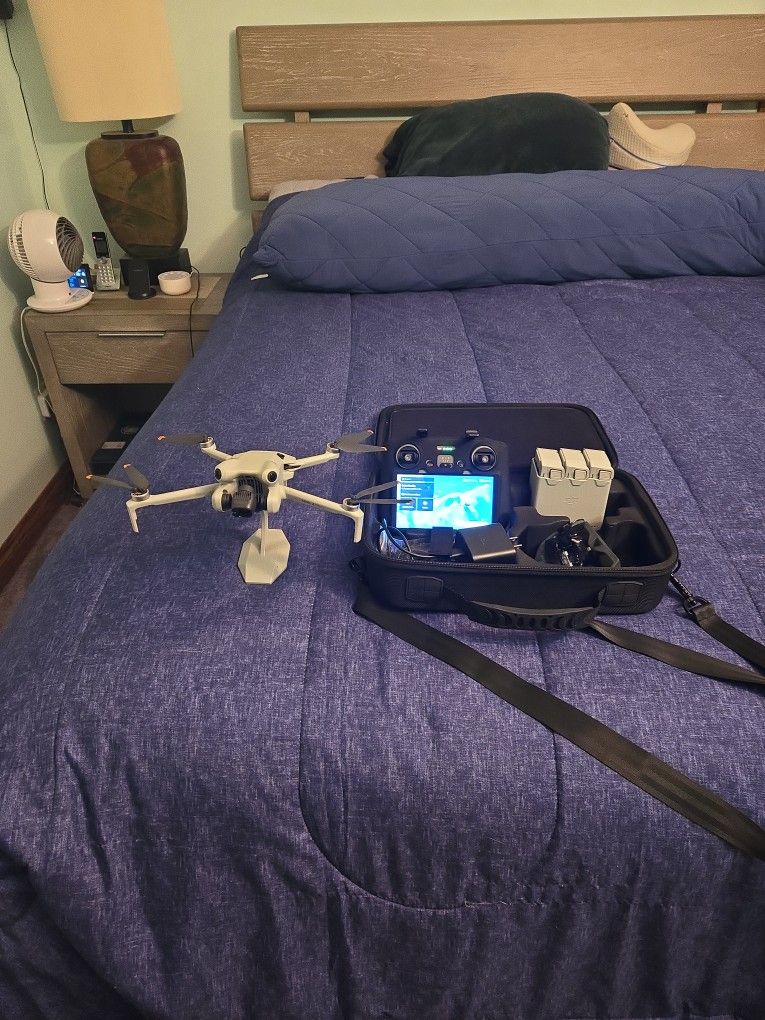 DJI Min 4 PRO