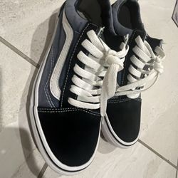 Kids Vans Size 5 