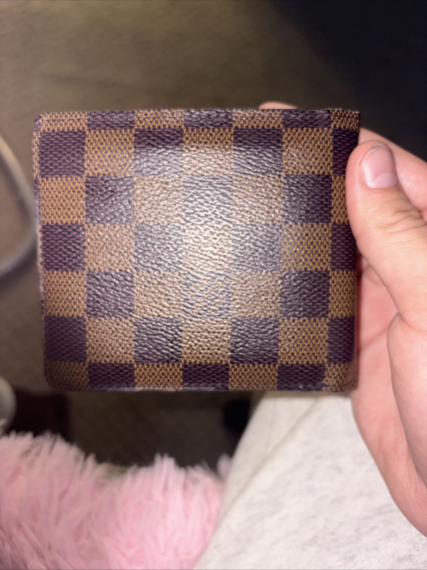 louis vuitton wallet authentic