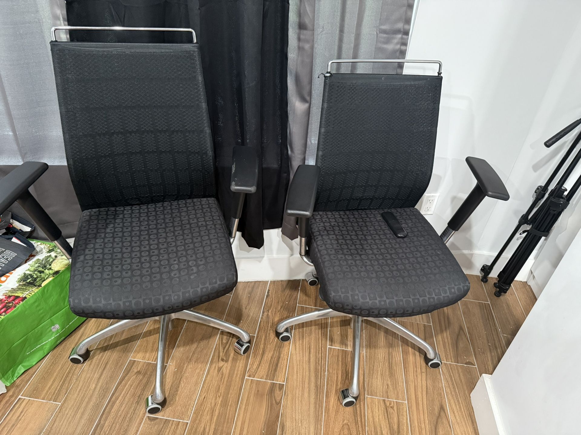 Office Chairs / Computer Chairs