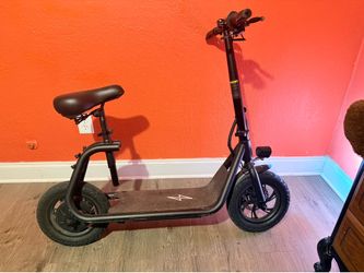 Electric scooter