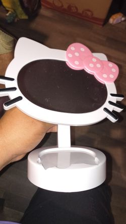 Hello Kitty Mirror