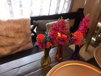 Flowers vases/ floreros