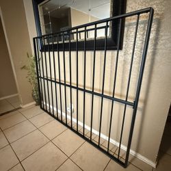 Bed Frame Of Metal (Queen Size) super Resistant 