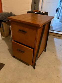 Side stand, Office Chair, Table