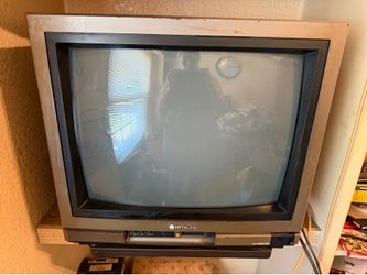 Vintage 1987 Hitachi CT-2260 22” CRT TV – Tested, Clear Picture – Retro Gaming Ready