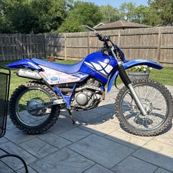 2003 Yamaha Ttr225 , Motorcycle Runs But Needs Work In The Carburetor 