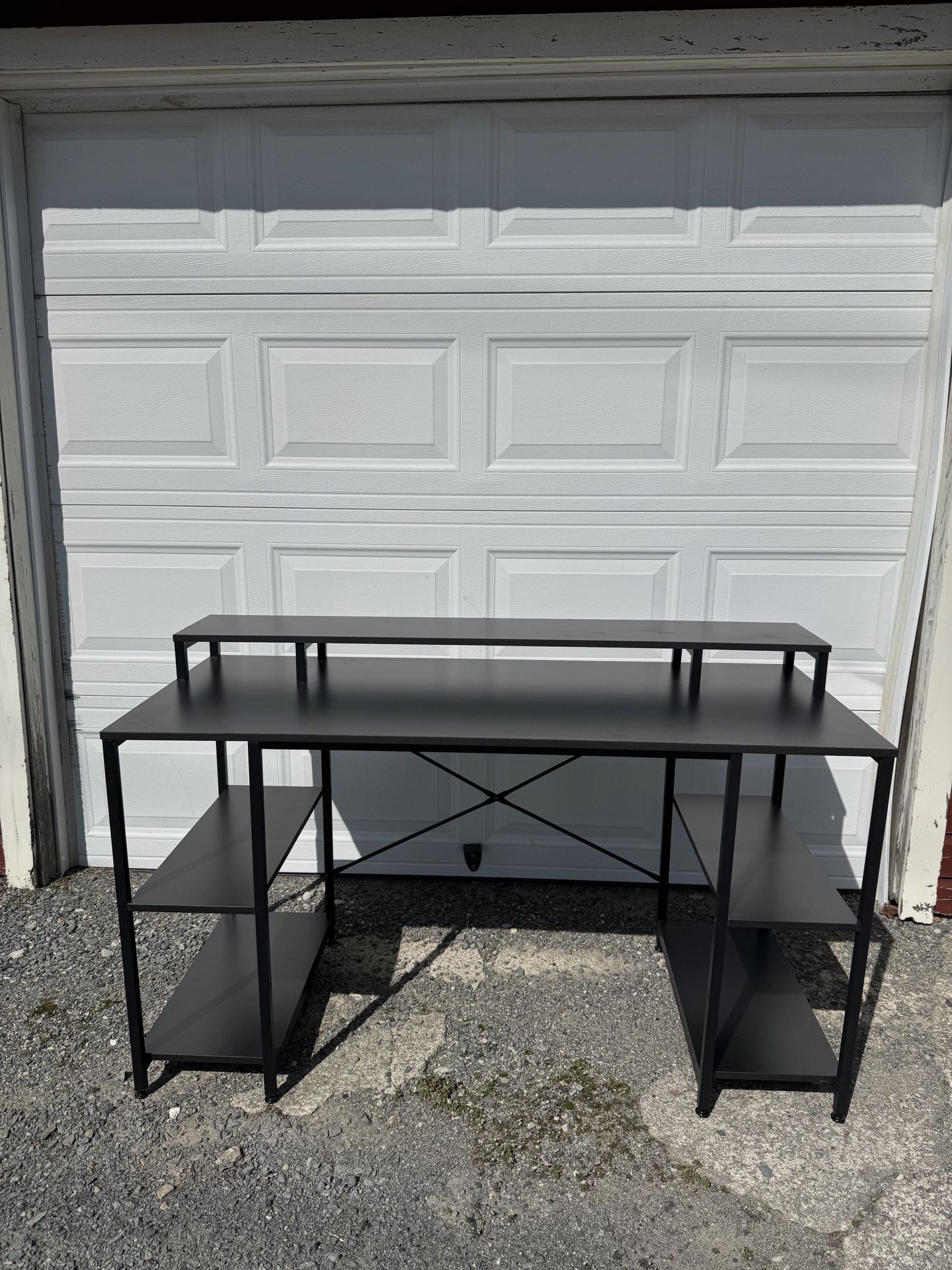 Sturdy metal/black desk