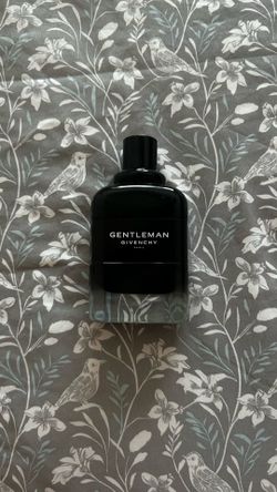 Givenchy Gentleman Society / Gentleman Cologne – Great Condition