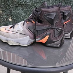 Nike LeBron XIII 13 Men’s Size 10 Black Grey Orange Basketball Shoes