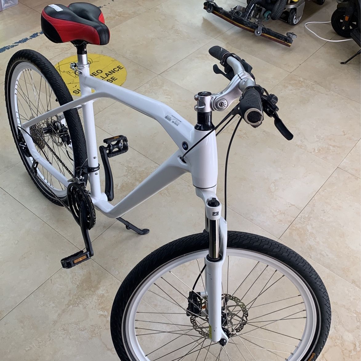 Bmw arounnd downhill bike