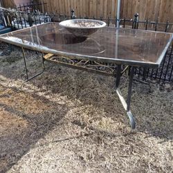 Large Patio Table With Hole For Umbrella 
