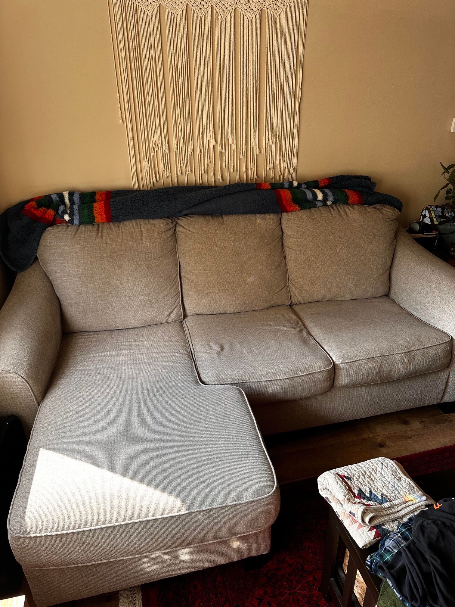 Couch -OBO