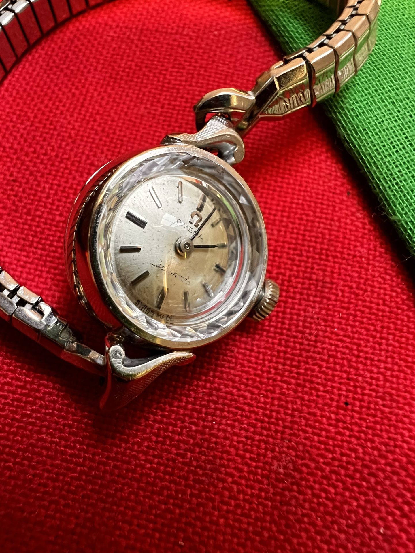 402 VINTAGE 14k Solid Gold Omega Ladymatic Watch Inv Sell $2750