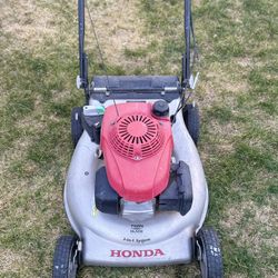 Honda Grass Cutter 
