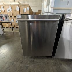 Bosch 800 Series SHX78B75UC
24 Inch Fully Integrated Built-In Smart Dishwasher