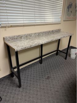 Bar Table