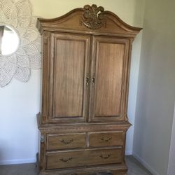 Armoire