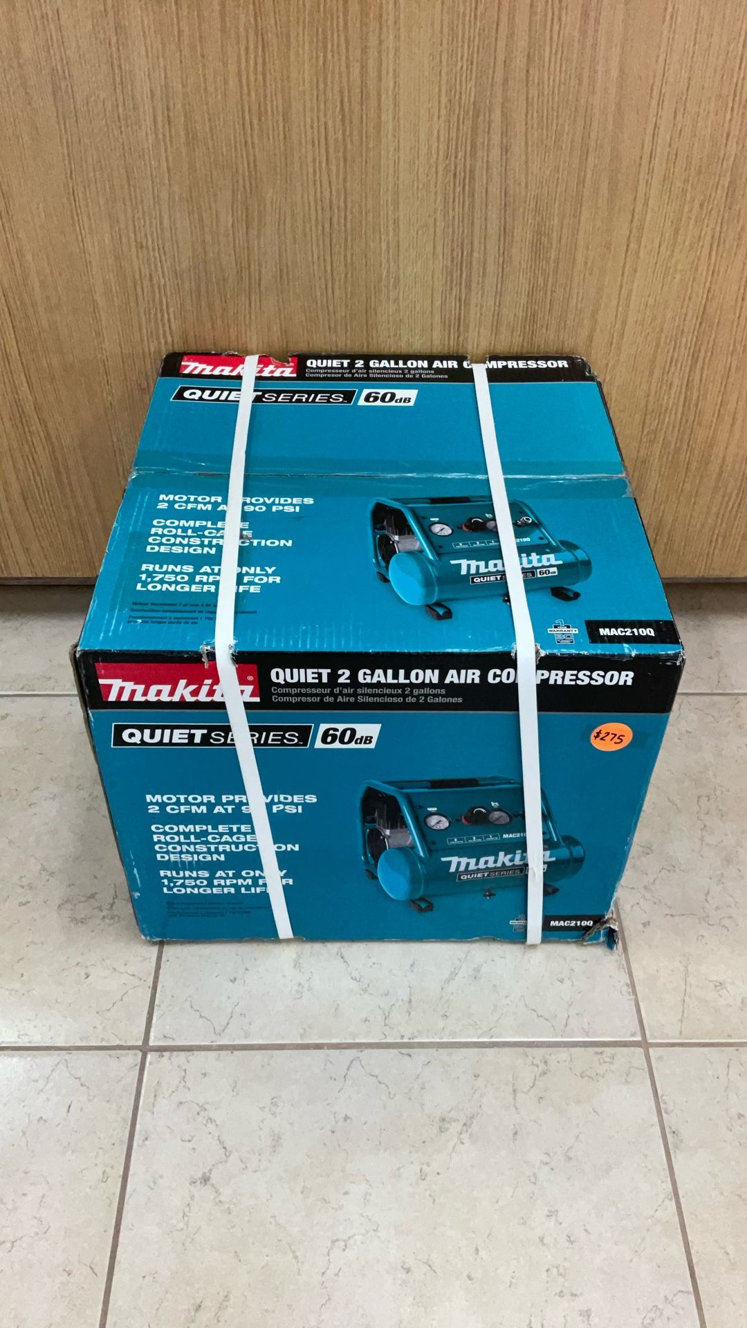 MAKITA MAC210Q QUIET 2 GALLON AIR COMPRESSOR.