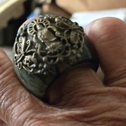 Tibetan ring