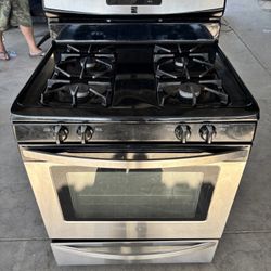 Kenmore stove 4 burner