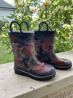 Rain Boots Size 13 (little Boy/Girl)