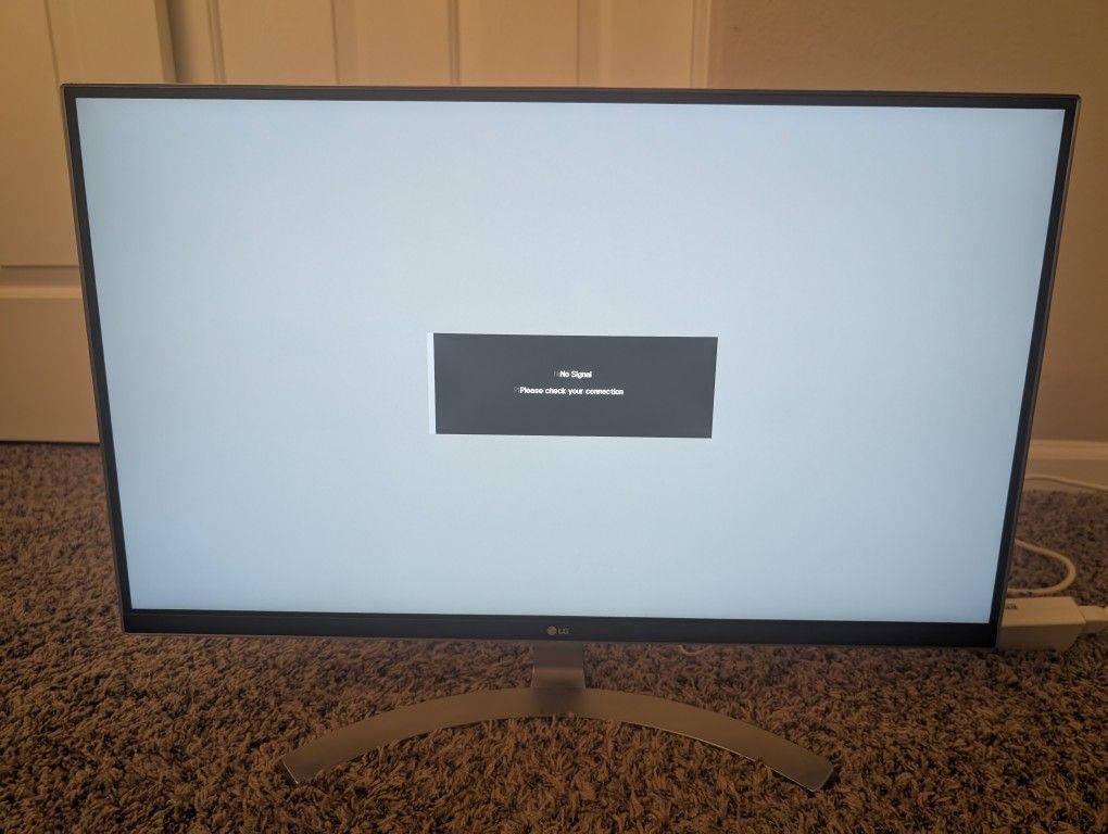 LG 27UD68-W 27-Inch 4K UHD IPS Monitor with FreeSync, White