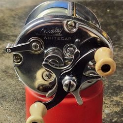Vintage Langley Whitecap Model 410 Fishing Reel