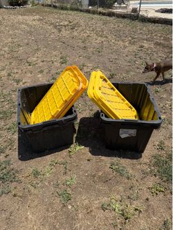 ​4 Used Heavy Duty Storage Totes W/Lids