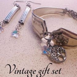 Charming Vintage Spoon Jewelry Set: Silver-Plated Bracelet  and Earrings with Tree of Life & Star Crystal Charms - Adjustable Gift