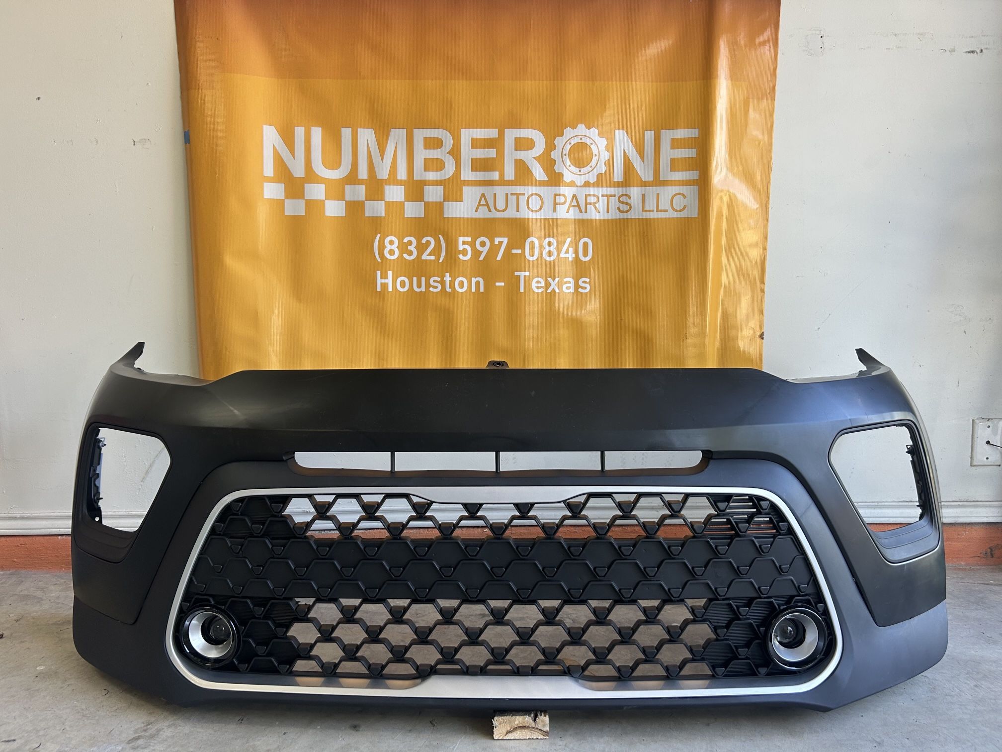Fit For 2020-2023 Kia Soul Complete Front bumper 10055 Belknap Rd, Sugar Land, TX 77498 832-**597**0840