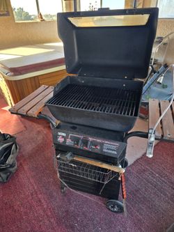 Working Bbq Gas Grill with propane tank