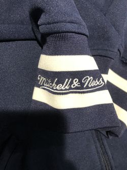 Mitchell & Ness Yankees Jacket Size Large for Sale in Brooklyn, NY - OfferUp