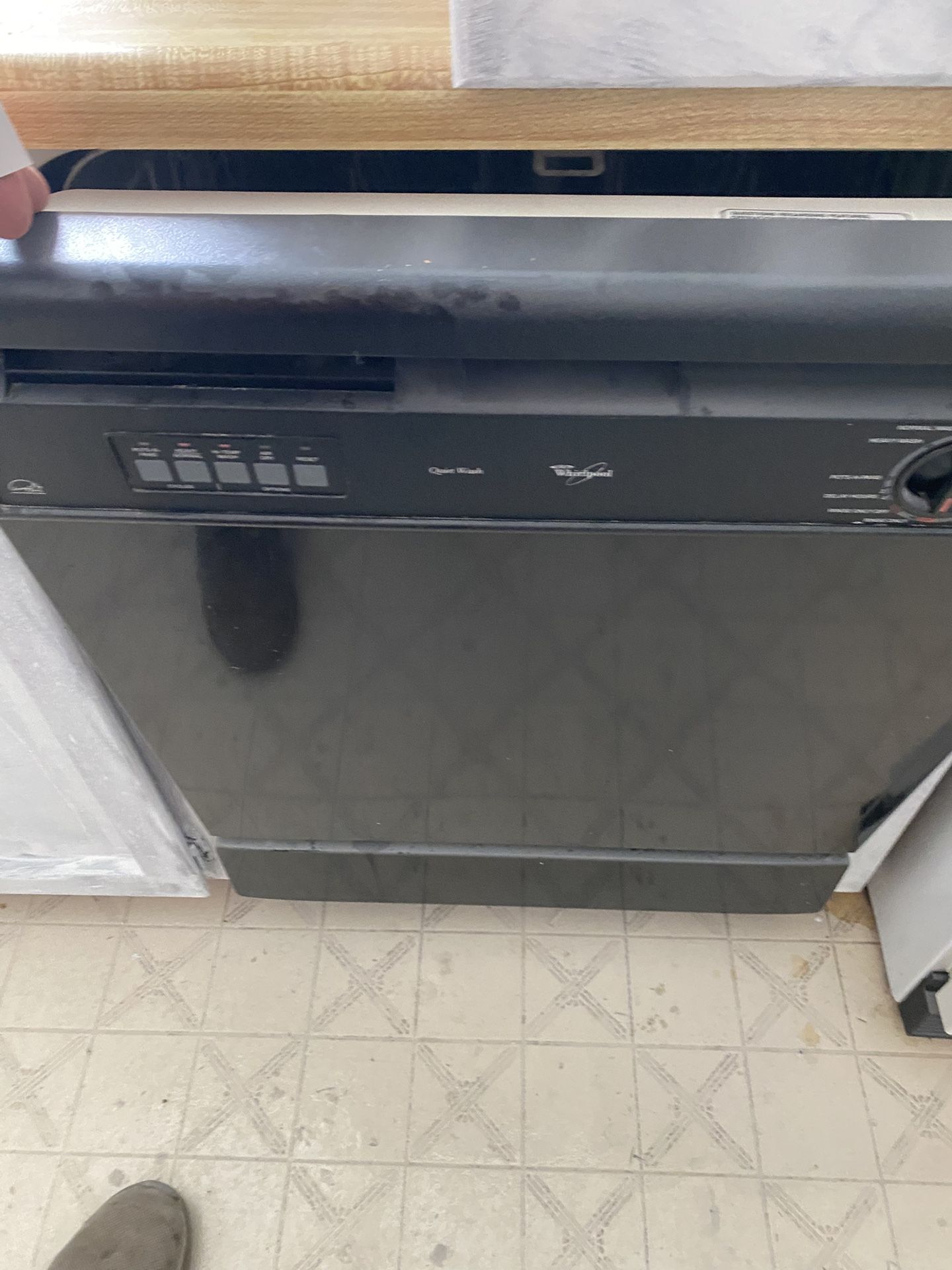 $40 Whirlpool Dishwasher. In Excellent Shape.