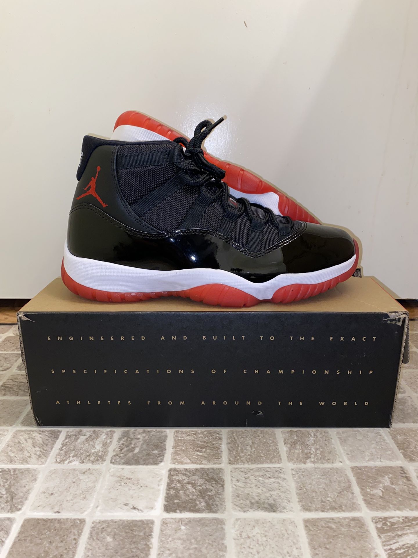 Sz9.5M Air Jordan 11 Retro Original All
