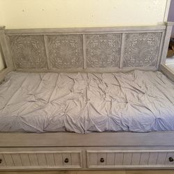 Twin Bed W/Pull Out Bed + New mattresses