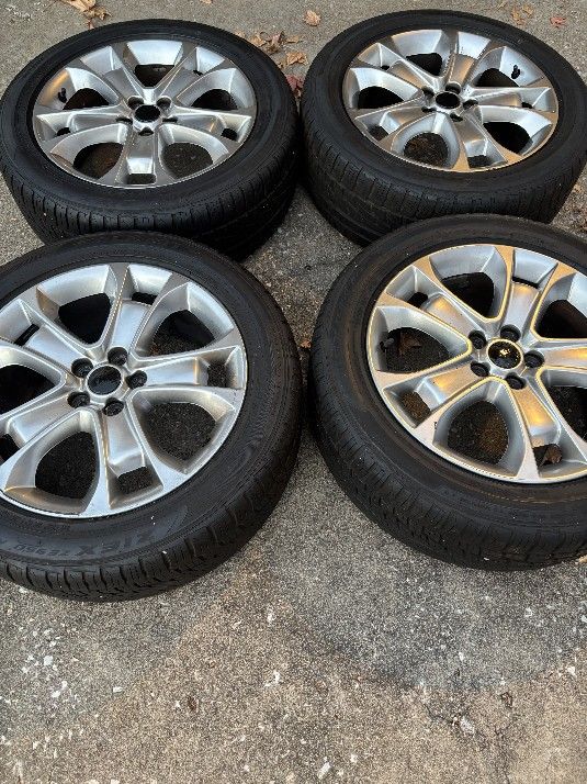 Ford Escape wheels and Falken 235/50/18 tires