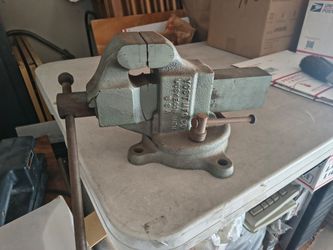 Yost™ Bench Vise Made in USA