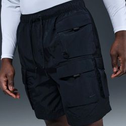 Nike Tech Woven Cargo Shorts Black Men’s Size Medium HJ0677-010 $115 NWT