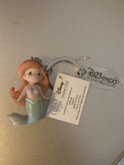 D23 Expo Exclusive Little Mermaid Precious Moment Key Chain