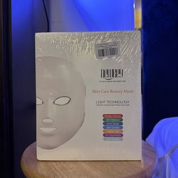 Newkey LED Light Therapy Facial Mask – Brand New, Sealed