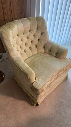 Green chair rocker
