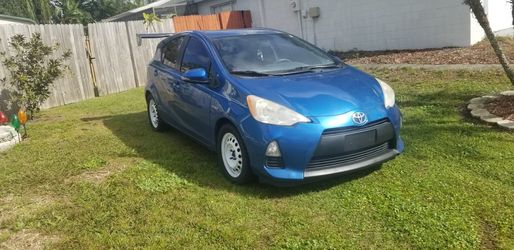 2013 Toyota Prius C
