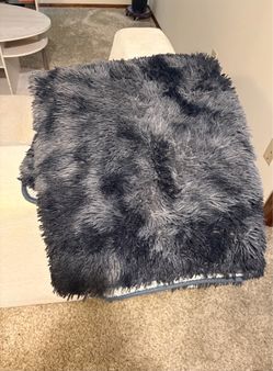 New small grey and black rug $10